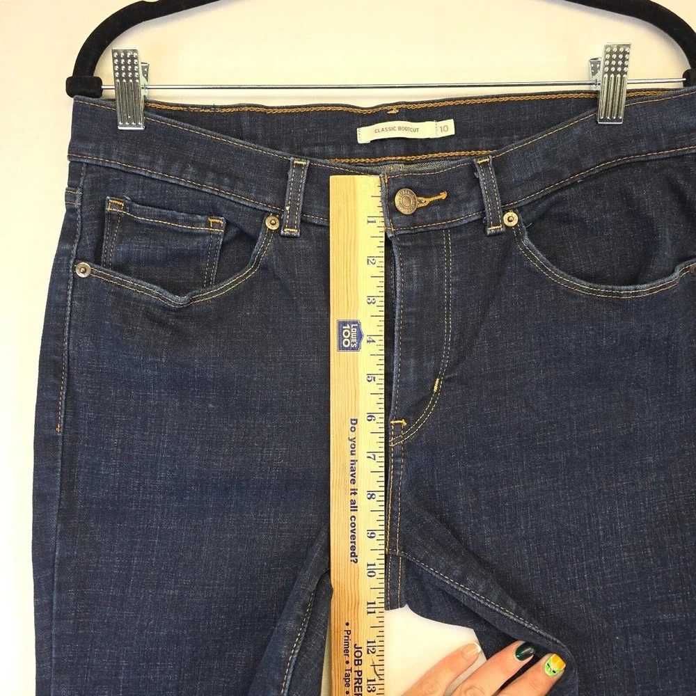 Levis Jeans Women 10M Blue Classic Bootcut Mid Rise Dark Wash Cowboy Western USA